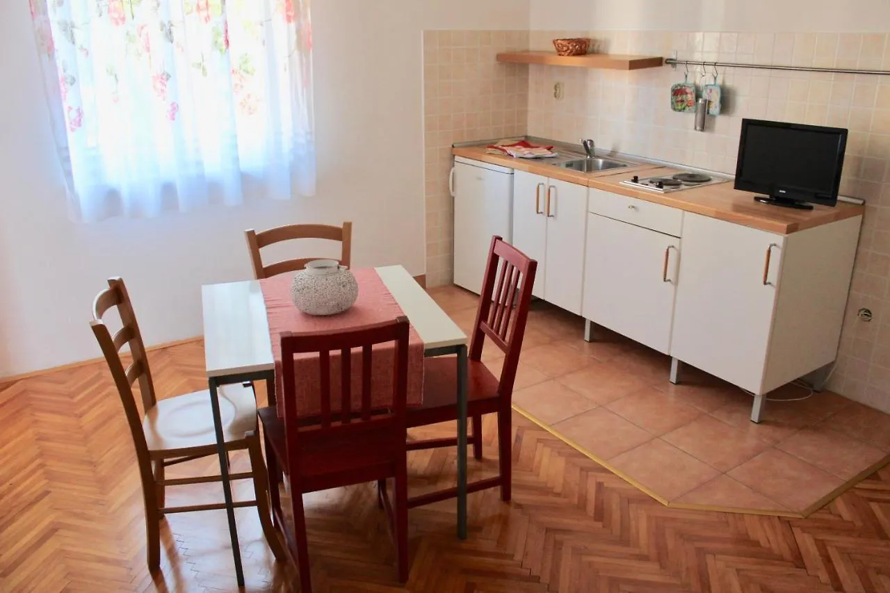 Casa Monte Mulini With Parking Rovinj Croatia
