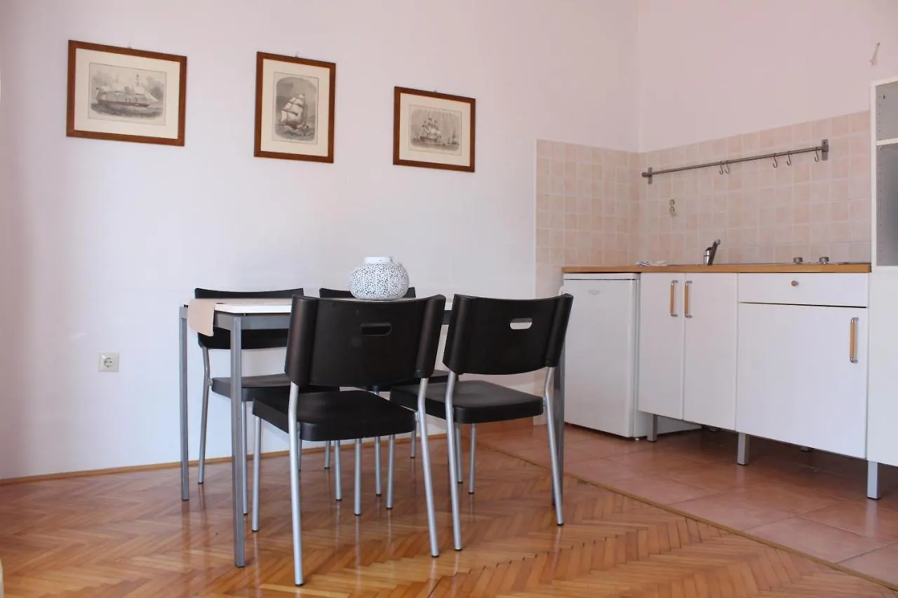 Casa Monte Mulini With Parking Rovinj