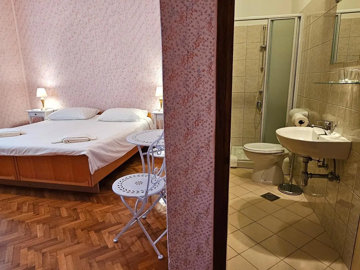 Casa Monte Mulini With Parking Rovinj