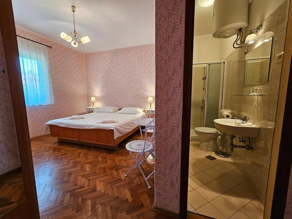 Casa Monte Mulini With Parking Rovinj